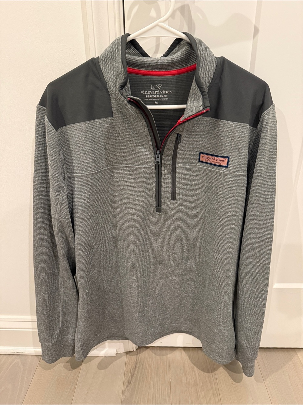 Vineyard Vines Gray Performance Half-Zip Pullover with Black Shoulder Panels